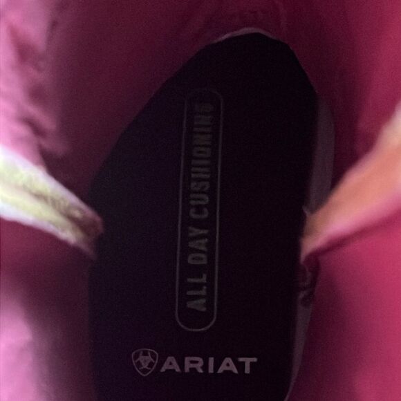 ARIAT WOMEN'S FUTURITY BOON WESTERN BOOTS - SQUARE TOE - Picture 15 of 16